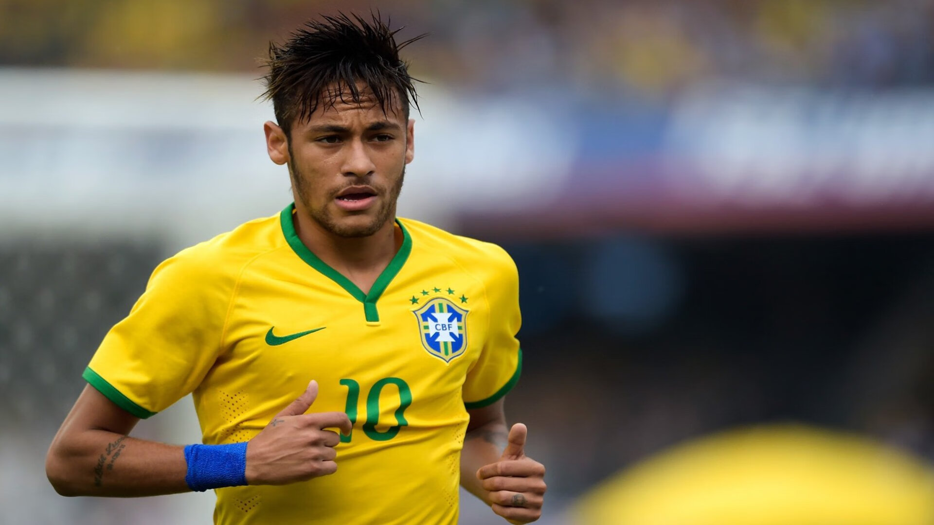 艾克森归队，提升锋线火力，艾克森状态怎么样